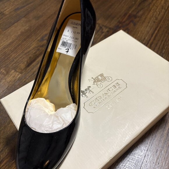 BRAND NEW IN BOX: COACH Salma A3042 Black Patent Leather Rounded Toe - Picture 1 of 4